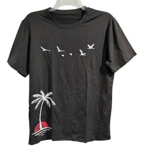 Womens Black Graphic T Shirt Palm Tree Sunset Birds Flying Size M